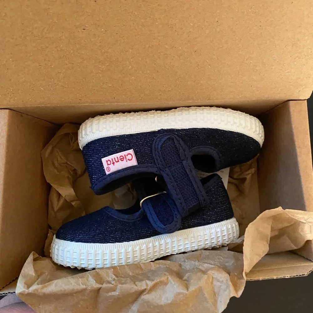 Cienta Navy Baby Shoes